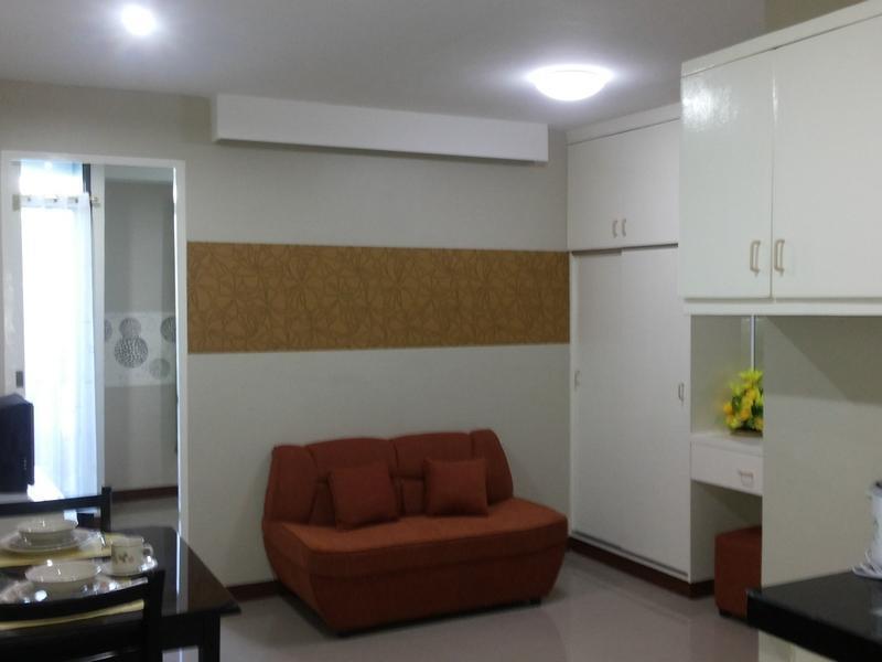 Big M Condotel Las Piñas Luaran gambar